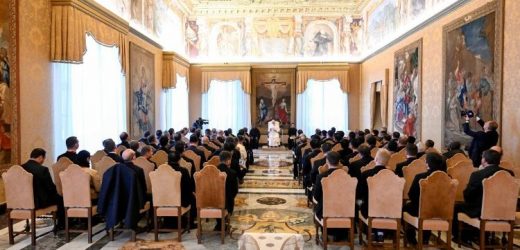 Đức Thánh Cha Lêô XIV Thúc Đẩy Việc Đào Tạo Phụng Vụ Cấp Giáo Phận