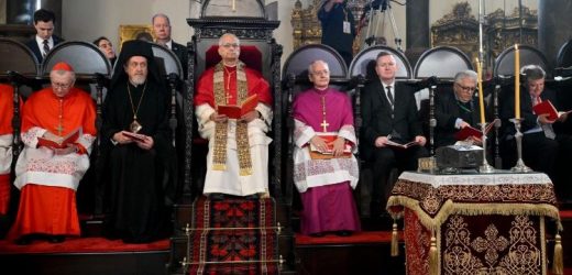 Đức Thánh Cha Tham Dự Phụng Vụ Thánh Tại Nhà Thờ Thượng Phụ Của Giáo Hội Chính Thống Constantinople