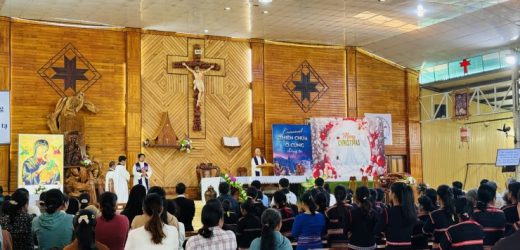 Nghi Thức Nhậm Chức Tân Chánh Xứ Tại Giáo Xứ Ia Dreng Và Giáo Xứ Phú Nhơn