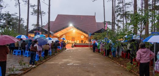 TTHH Đức Mẹ Măng Đen:                                                                                     Thánh Lễ Kính Đức Mẹ Vô Nhiễm Nguyên Tội – Chiều 08/12/2025