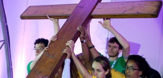 Thánh Giá Đại Hội Giới Trẻ Thế Giới Bắt Đầu Cuộc Thánh Du Tại Hàn Quốc