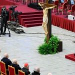 Bài Giảng Mùa Vọng Thứ Hai Cho Giáo Triều Rôma: Hiệp Thông Không Phải Là Đồng Nhất