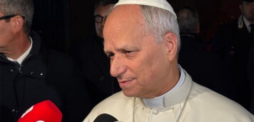 ĐTC Lêô XIV Mời Gọi: Hãy Cất Tiếng Nói Vì Hòa Bình. Chúng Ta Tìm Kiếm Đối Thoại, Chứ Không Phải Bạo Lực