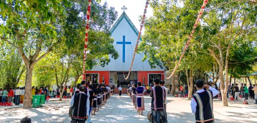 Thánh Lễ Giỗ Đầu Cha Cố Simon Phan Văn Bình