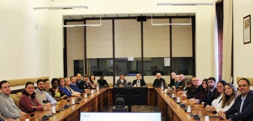 Giới Thiệu Bộ Phát Triển Con Người Toàn Diện