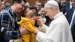 Tiếp Kiến Chung 04/02/2026 – ĐTC Lêô XIV: Kinh Thánh Không Thể Bị Giản Lược Thành Một Thông Điệp Thuần Túy Nhân Đạo Hay Xã Hội