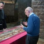 Hàng Trăm Ngàn Người Đăng Ký Tôn Kính Di Hài Thánh Phanxicô Assisi