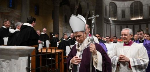 Bài Giảng Của Đức Thánh Cha Lêô XIV Trong Thánh Lễ Chúa Nhật I Mùa Chay: Bí Tích Rửa Tội Luôn Đưa Chúng Ta Lên Đường Một Lần Nữa