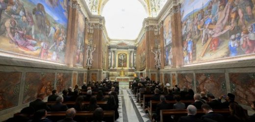 Chủ Đề Và Chương Trình Tuần Tĩnh Tâm Mùa Chay Năm 2026 Của ĐTC Lêô Và Giáo Triều Roma