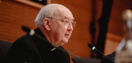 ĐHY Kevin Farrell: Giáo Hội Địa Phương Cần Giúp Đào Tạo Giáo Dân Toàn Diện