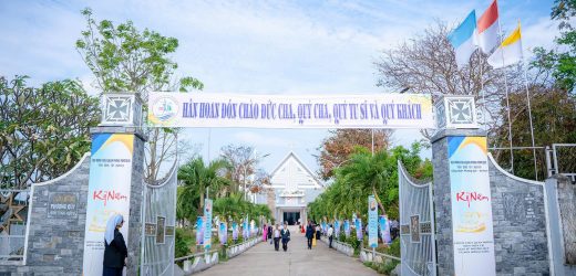 Tỉnh Dòng Chúa Quan Phòng Tây Nguyên Mừng Năm Thánh 150 Năm Của Hội Dòng & 50 Thành lập Cộng Đoàn Phương Quý:                                                                                              Tri Ân Quá Khứ – Sống Sứ Vụ Hiện tại – Hướng Tới Tương Lai