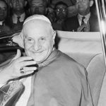 Bạn Có Biết Vị Giáo Hoàng Nào Đã Khởi Xướng Buổi Đọc Kinh Truyền Tin Không?