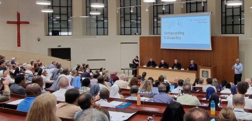 Sứ Mạng Giáo Dục Công Giáo Trước Cuộc Khủng Hoảng Nhân Học Hiện Đại