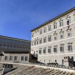 Đức Thánh Cha Lêô XIV Đã Chuyển Đến Căn Hộ Giáo Hoàng Tại Dinh Tông Tòa