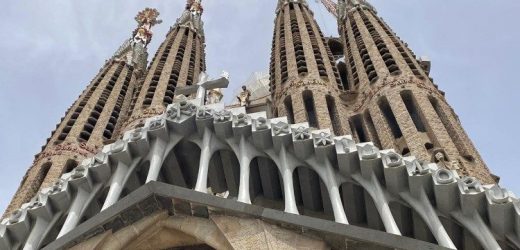 Vương Cung Thánh Đường Thánh Gia Ở Barcelona Trở Thành Nhà Thờ Cao Nhất Châu Âu