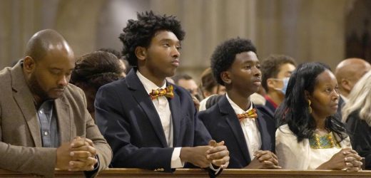 Bảo Vệ Tâm Hồn Và Gia Đình: Nuôi Dưỡng Những Gia Đình Thánh Thiện Trong Thế Giới Tràn Ngập Màn Hình