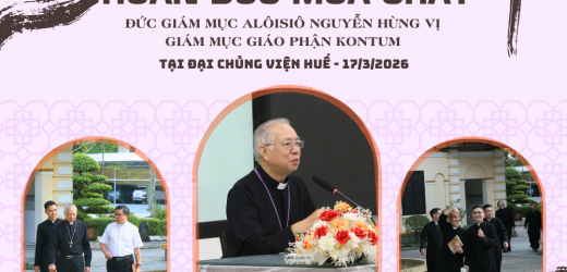 ĐCV Huế: Đức Cha Aloisiô Nguyễn Hùng Vị Thăm Chủng Viện Và Huấn Đức Cho Các Chủng Sinh