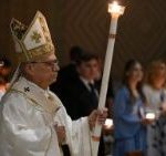 Thánh Lễ Vọng Phục Sinh: Nhiều Tảng Đá Hận Thù Cần Được Lăn Đi