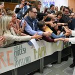 Đức Thánh Cha: Giáo Dục Đức Tin Giúp Con Người Tìm Kiếm Chân Lý