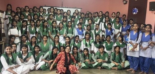 Một Nữ Tu Dùng Tâm Lý Học Và Tin Mừng Giúp Giới Trẻ Vượt Qua Khủng Hoảng