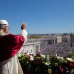 Sứ Điệp Urbi Et Orbi (5/4): Sức Mạnh Của Đức Kitô Phục Sinh Hoàn Toàn Phi Bạo Lực