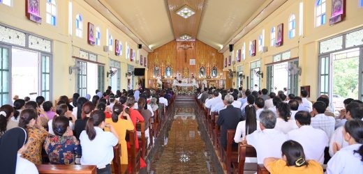 Giáo Xứ Vinh Sơn – Hố Bi : Mừng Lễ Quan Thầy Vinh Sơn Ferrer