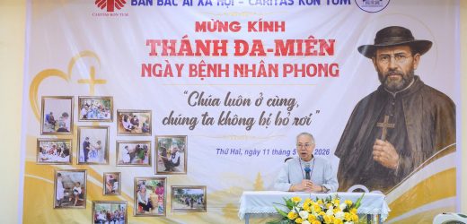 Họp Mặt Bệnh Nhân Phong                                                                         Mừng Kính Thánh Đamien – Bổn Mạng