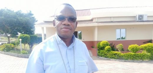 Tín Hữu Mozambique Bàng Hoàng Sau Vụ Tấn Công Khủng Bố Đốt Phá Nhà Thờ Giáo Phận Pemba