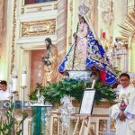 Tín Hữu Philippines Lần Hạt Mân Côi Vào Nửa Đêm, Hiệp Thông Với Đức Thánh Cha Cầu Nguyện Cho Hòa Bình