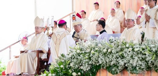 Đại Lễ Truyền Chức Giám Mục Đức Cha Gioan Baotixita Nguyễn Quang Tuyến