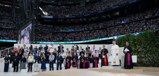 Đức Thánh Cha Gặp Gỡ Cộng Đoàn Tổng Giáo Phận Madrid