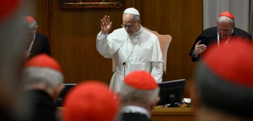 Vatican Công Bố Chương Trình Công Nghị Hồng Y Vào Cuối Tháng 6