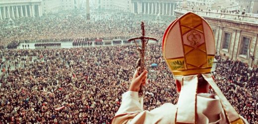 Vatican Số Hóa Kho Lưu Trữ Ảnh Về Thánh Gioan Phaolô II