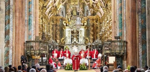 Santiago De Compostela Chờ Đón Hàng Ngàn Khách Hành Hương Mừng Lễ Thánh Giacôbê Tông Đồ