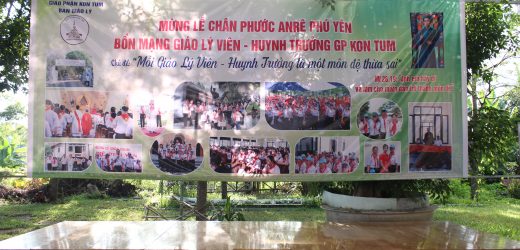 Giáo Lý Viên – Huynh Trưởng Vùng Kon Tum Mừng Lễ Bổn Mạng Á Thánh Anrê Phú Yên