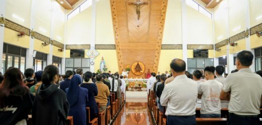 Thánh Lễ Đầu Tháng 7 Tại Trung Tâm Hành Hương Đức Mẹ Măng Đen