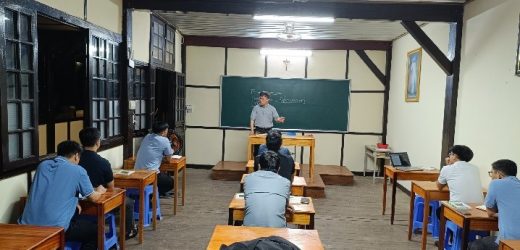 Thường Huấn Phó Tế Giáo Phận Kon Tum