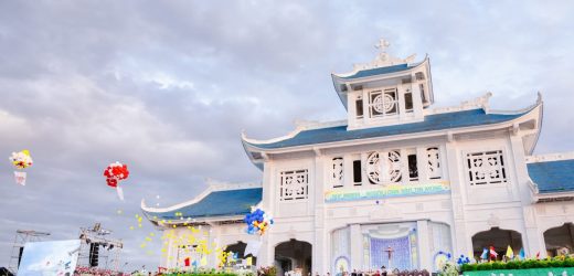 Nghi Thức Khai Mạc Đại Hội Hành Hương Đức Mẹ La Vang Lần Thứ 32