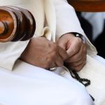 Hàng Trăm Trẻ Em Sẽ Lần Chuỗi Mân Côi Cầu Nguyện Cho Hòa Bình Với Đức Thánh Cha Lêô XIV