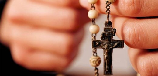 Đức Hồng Y Tagle Sẽ Chủ Sự Giờ Kinh Mân Côi Truyền Giáo Quốc Tế, Cầu Nguyện Cho Các Nhà Truyền Giáo Và Đức Thánh Cha