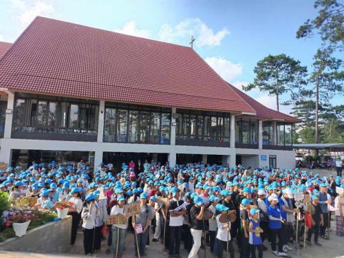 13. junior hanh huong