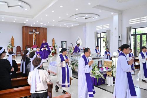 22-tan-liem-cha-truyen