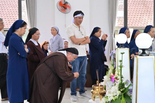 23-tan-liem-cha-truyen