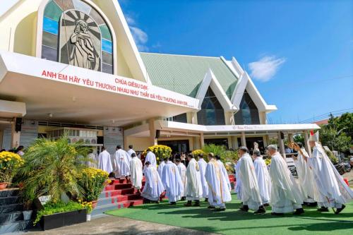 4. hanh-huong-thang-thien